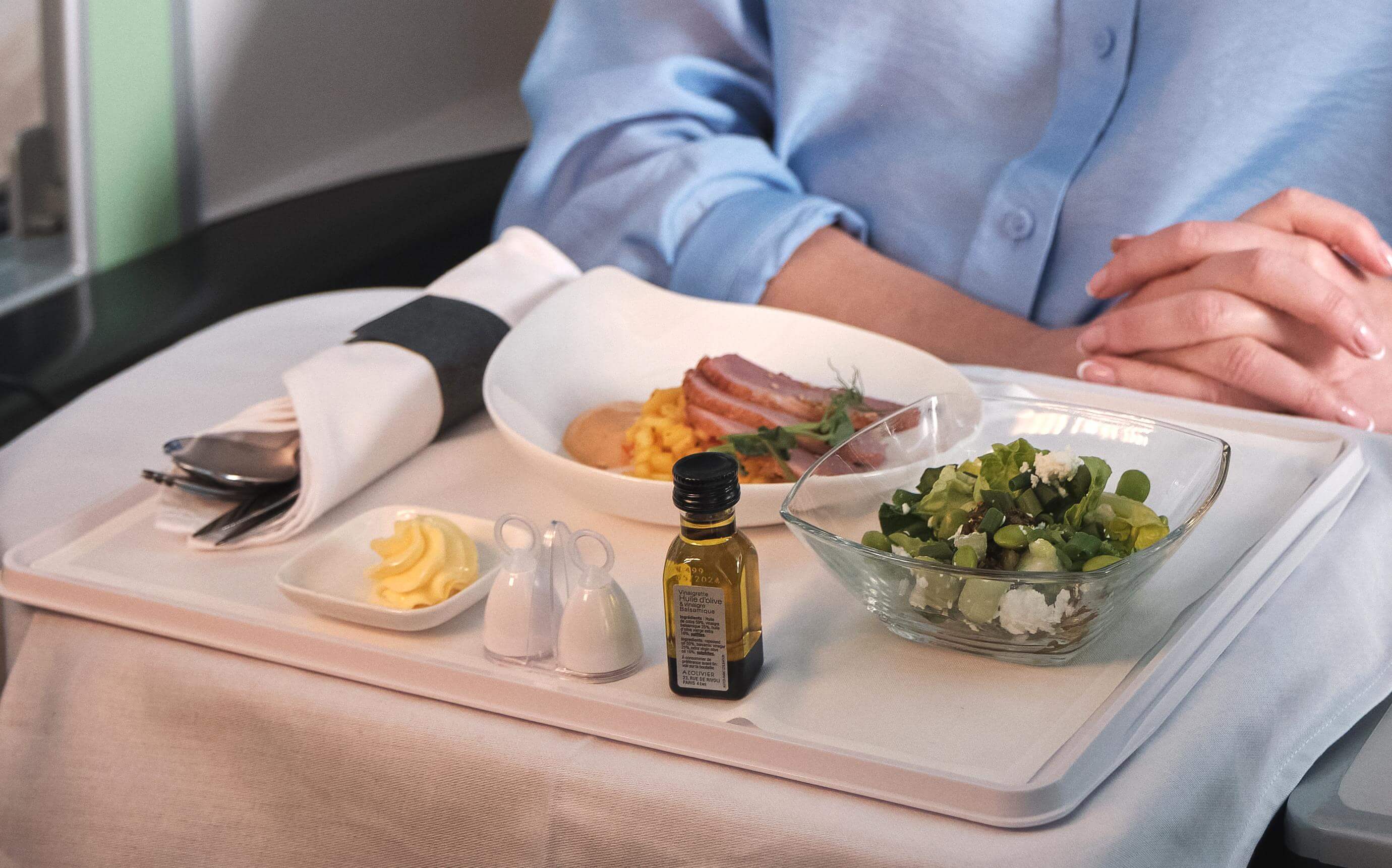 Aer Lingus refreshes summer menu and expands IFE library